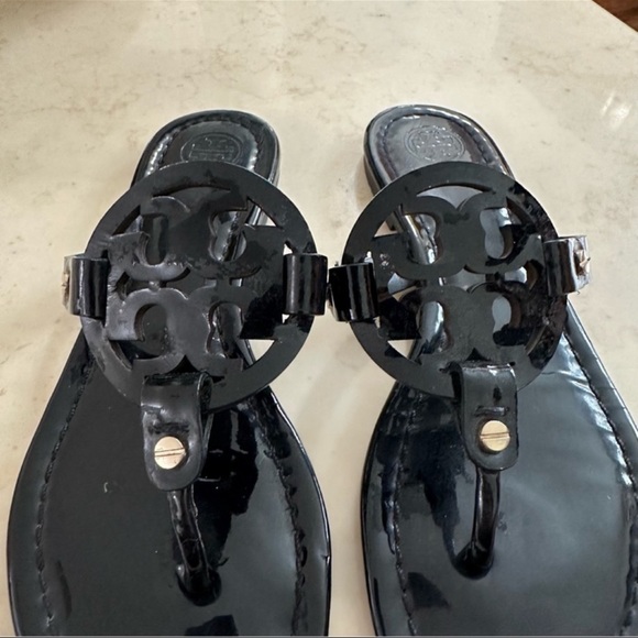 Tory Burch Miller Sandals Patent Leather Black size 7 - Picture 3 of 8